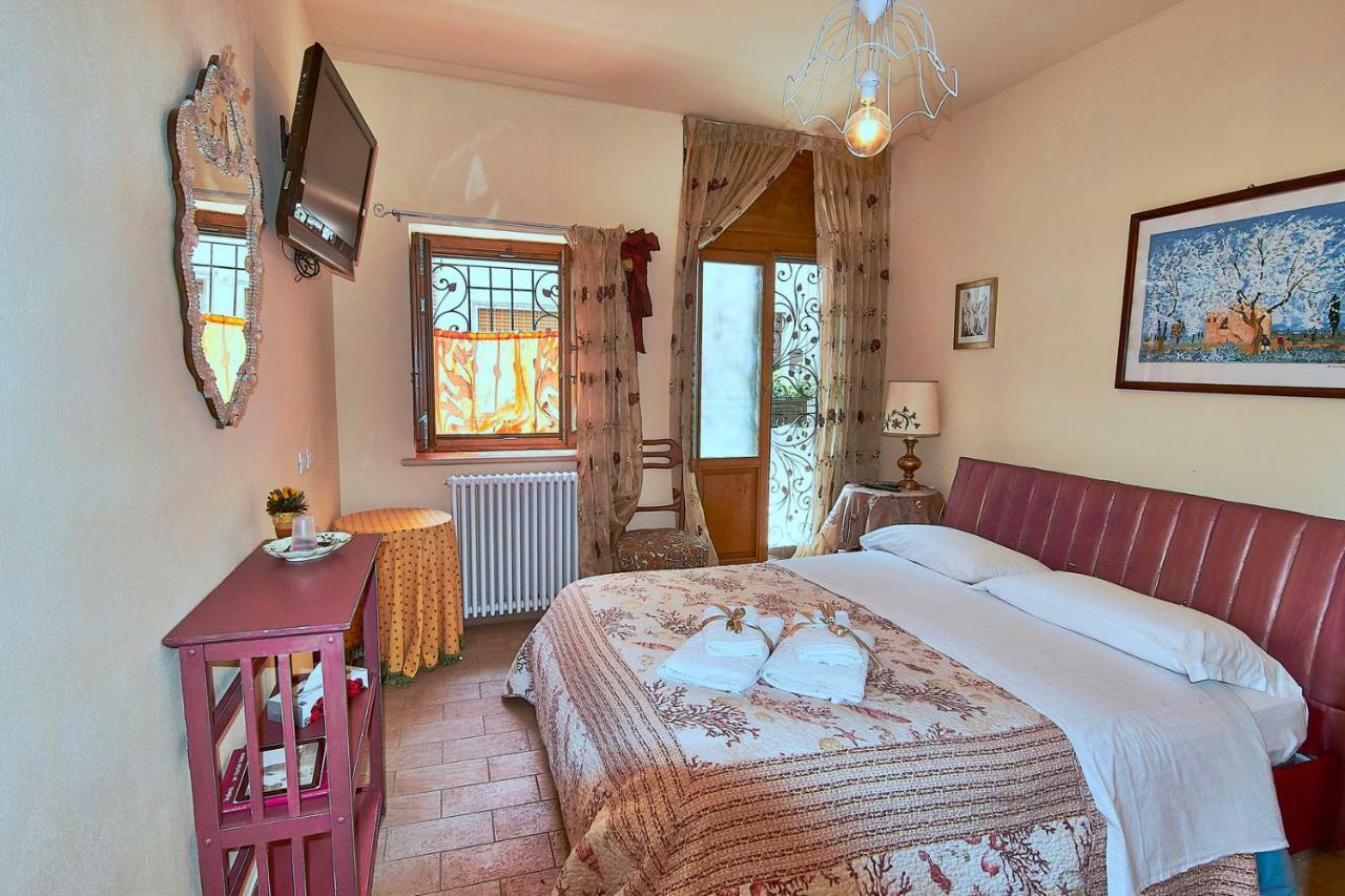 B&B Del Castello Σαν Μπενεντέτο ντελ Τρόντο Εξωτερικό φωτογραφία