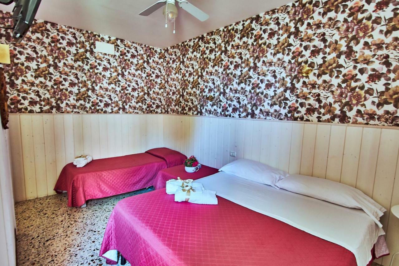 B&B Del Castello Σαν Μπενεντέτο ντελ Τρόντο Εξωτερικό φωτογραφία