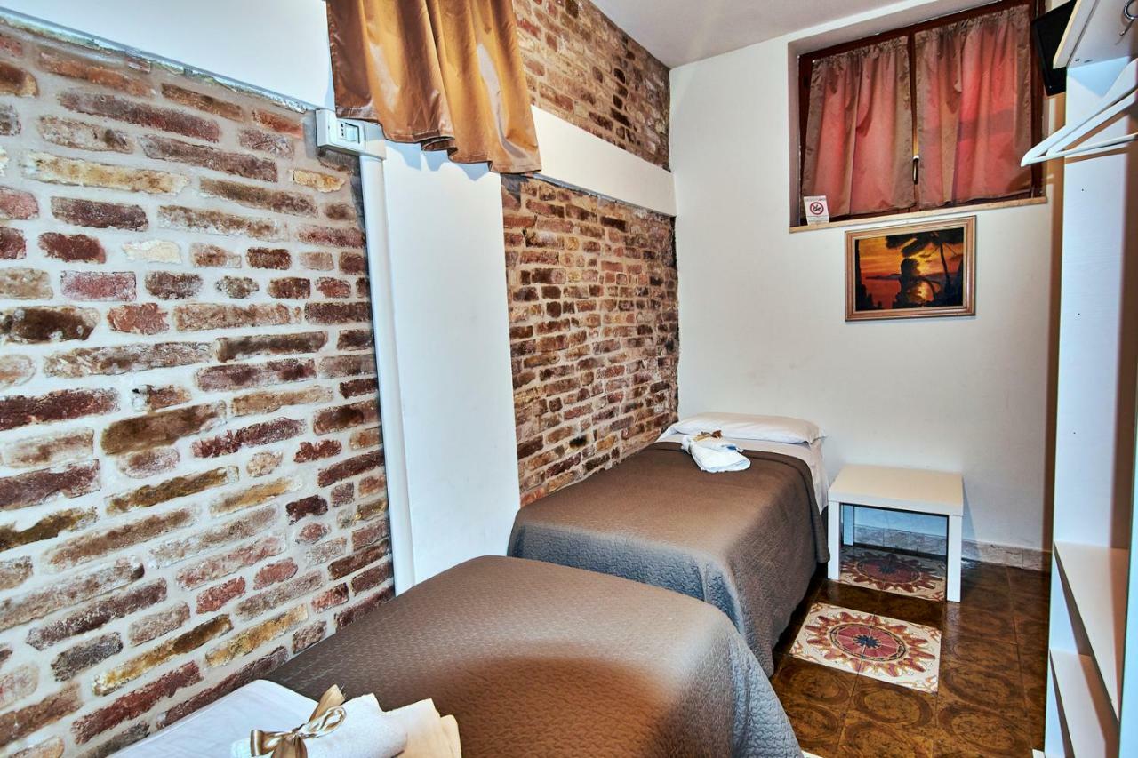 B&B Del Castello Σαν Μπενεντέτο ντελ Τρόντο Εξωτερικό φωτογραφία