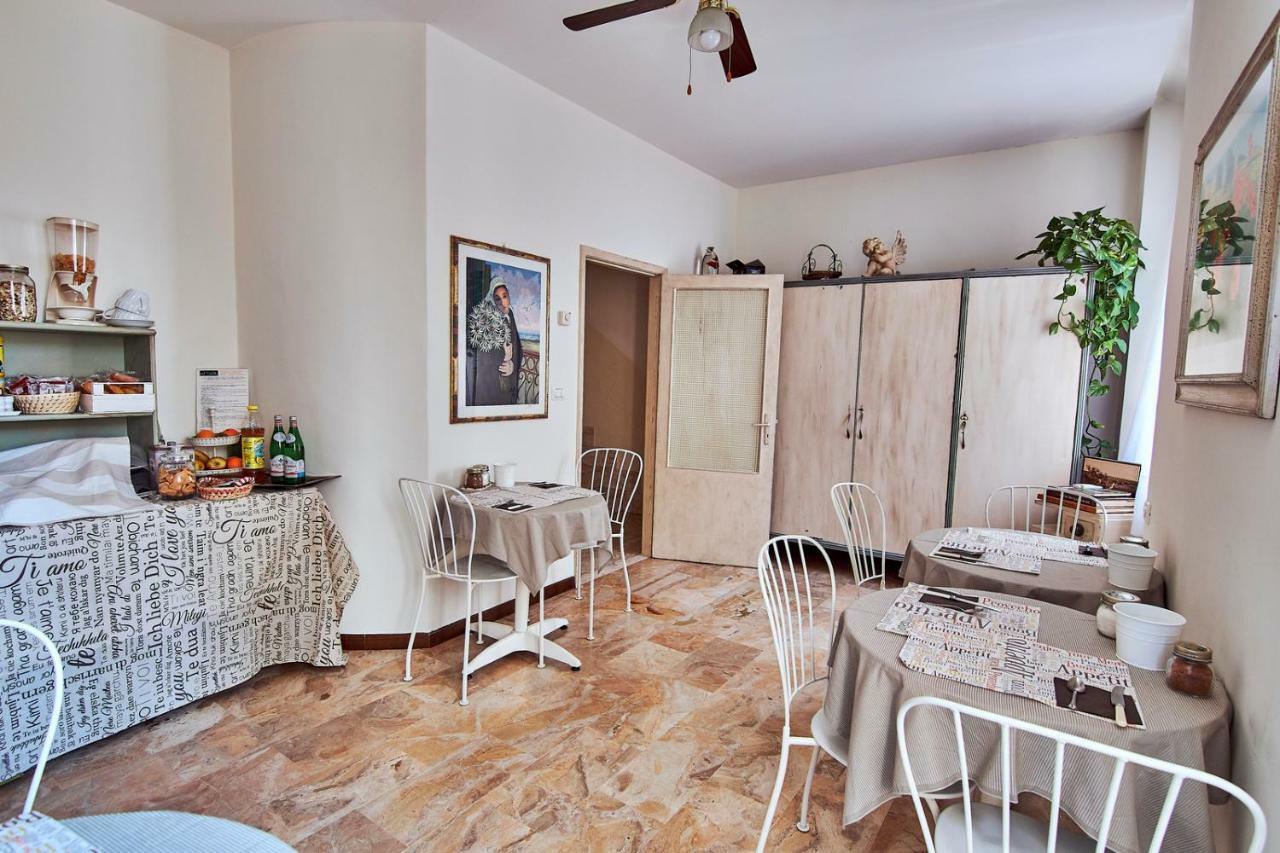 B&B Del Castello Σαν Μπενεντέτο ντελ Τρόντο Εξωτερικό φωτογραφία
